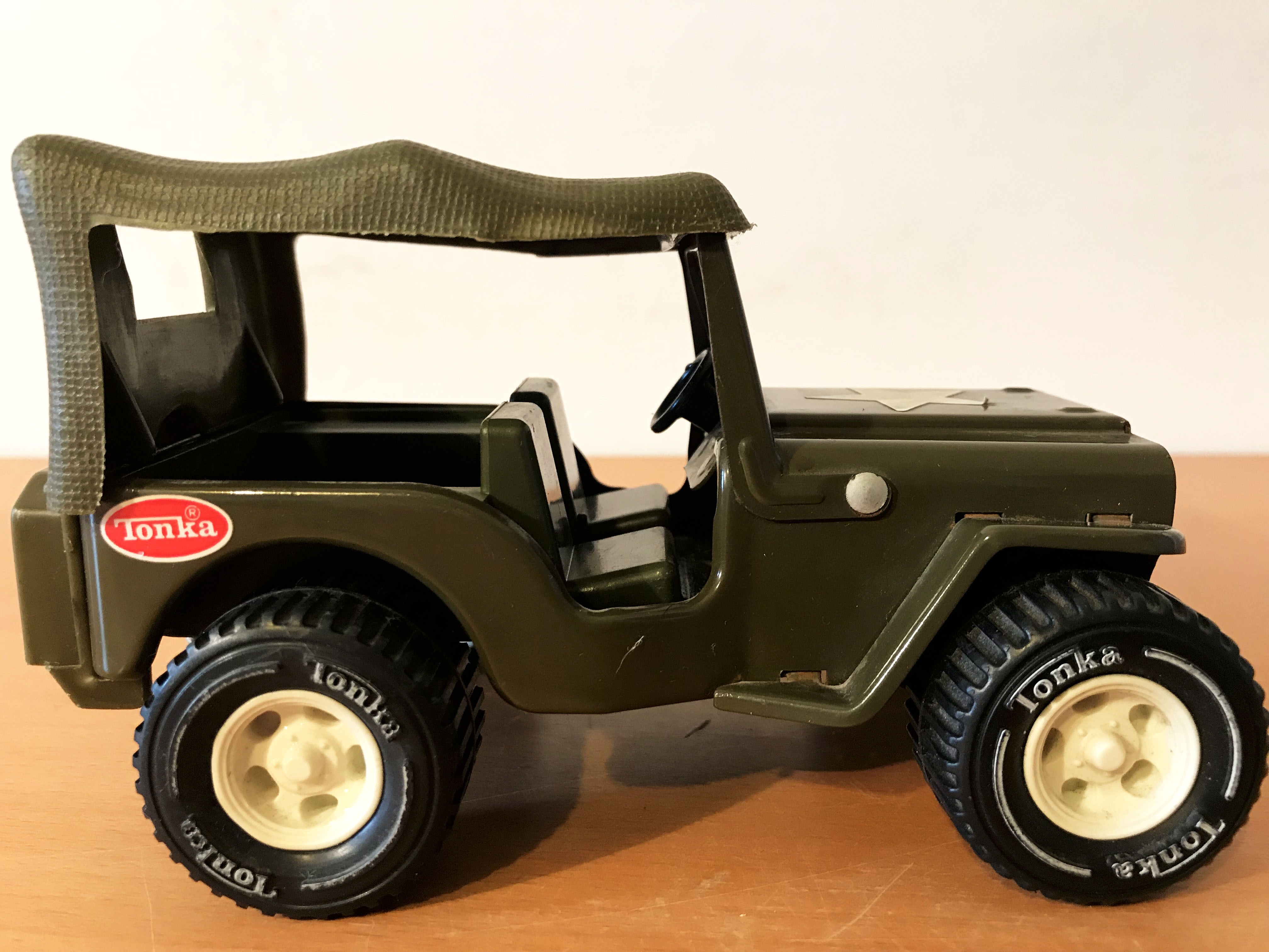 Vintage Tonka Jeep