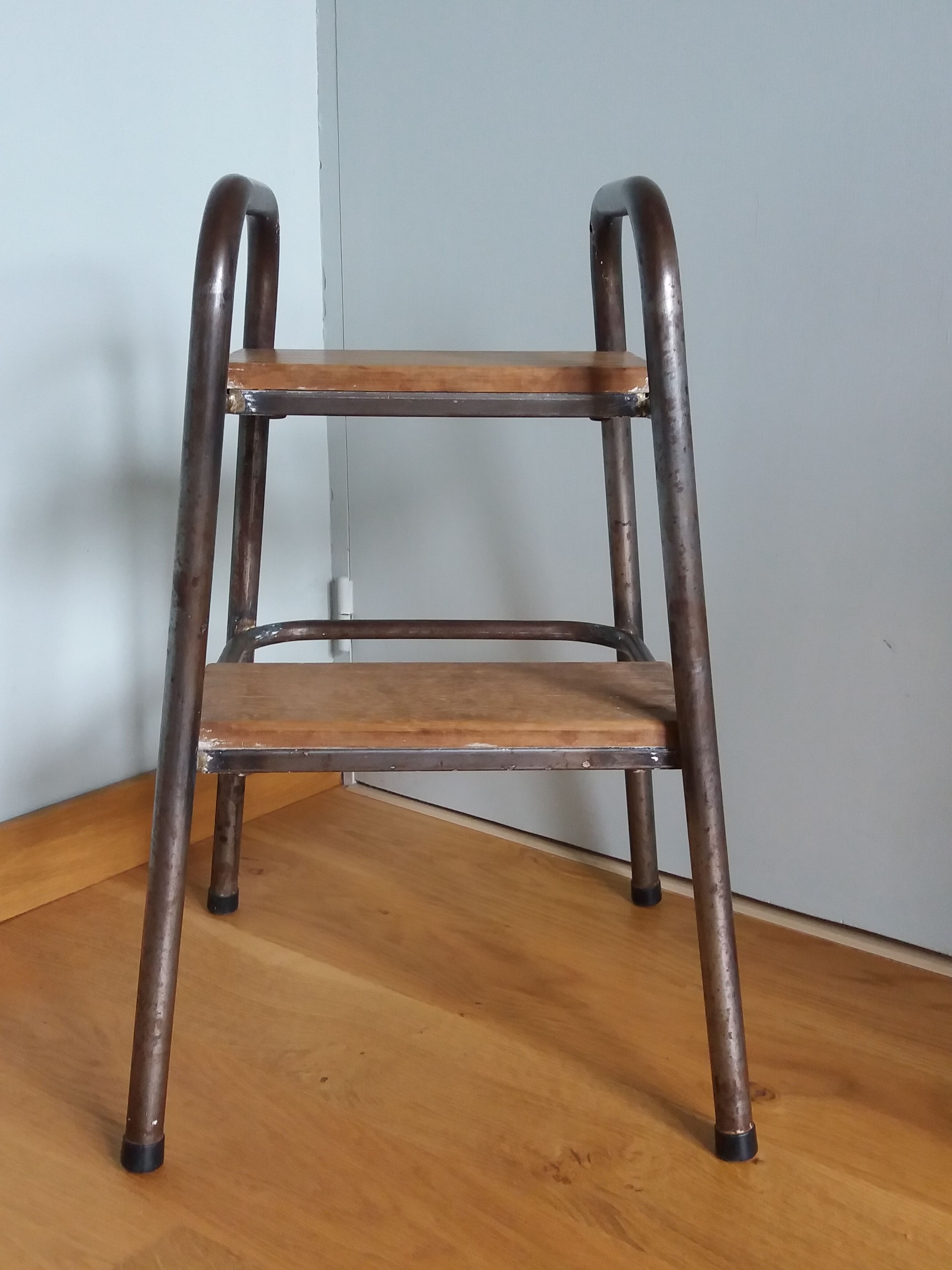 Stepladder workshop step