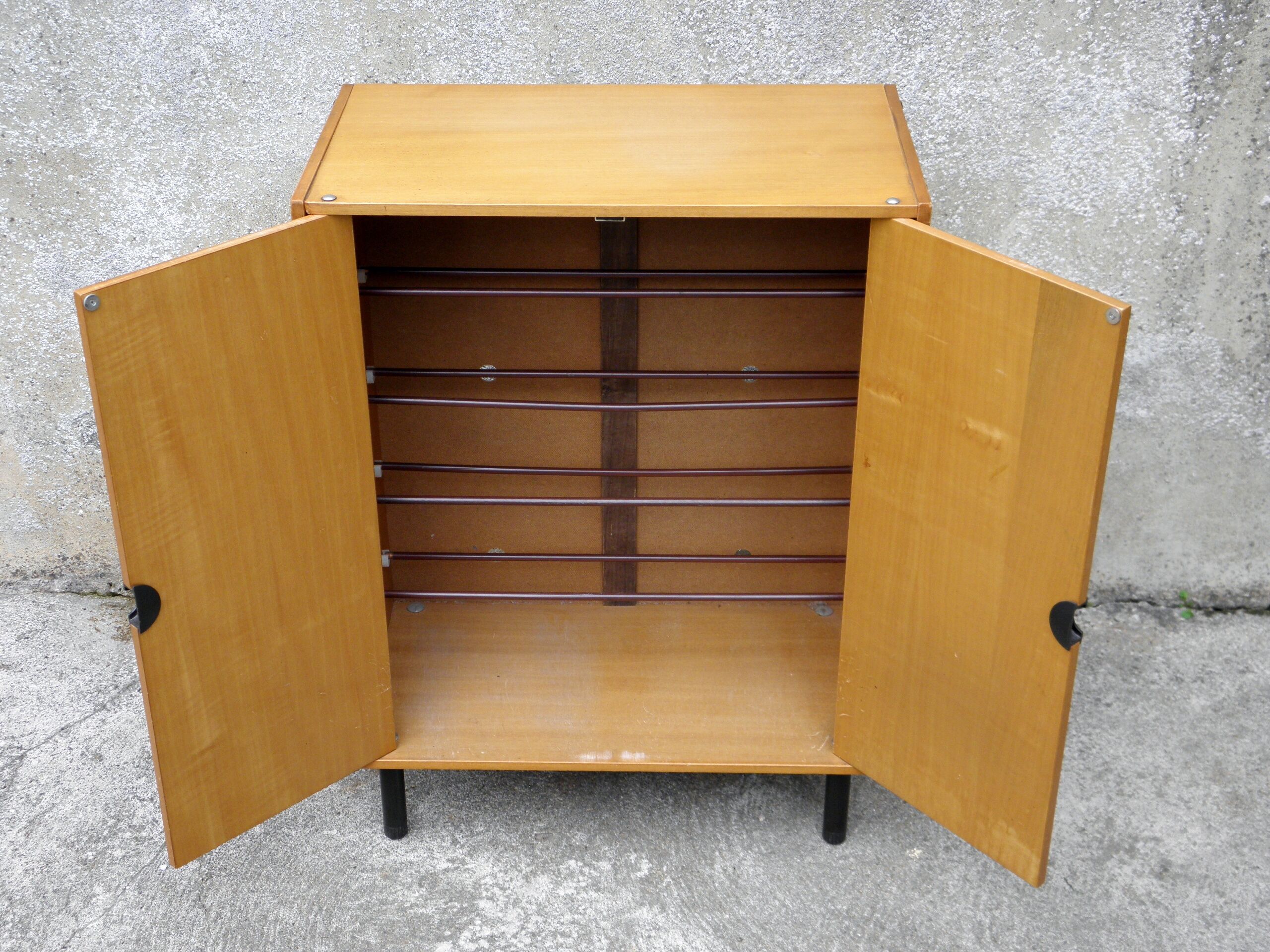 Shoe cabinet 70s
