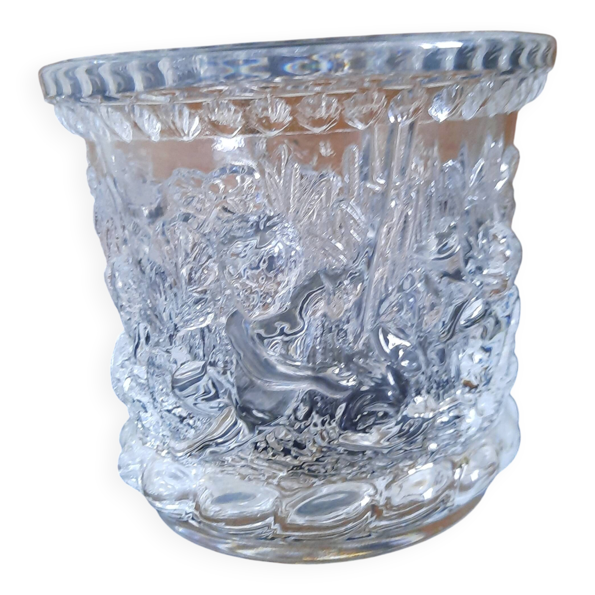 Crystal Ice Seal from Bayel France - Relief Decoration Putti/cherub