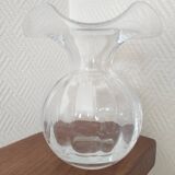 Glass ball vase with corolla