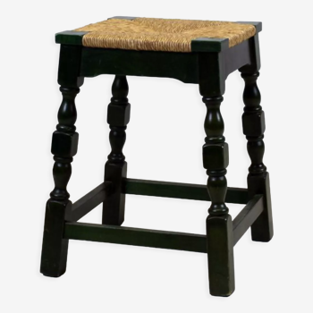 Tabouret en bois vert foncé