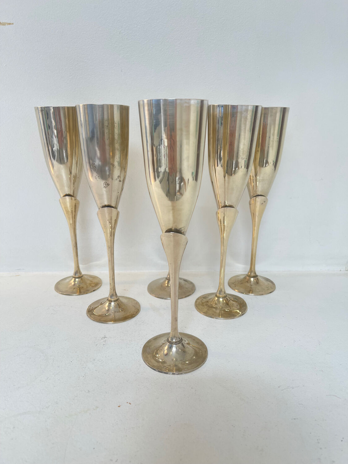 Set of 6 silver-plated champagne flutes – 1970s