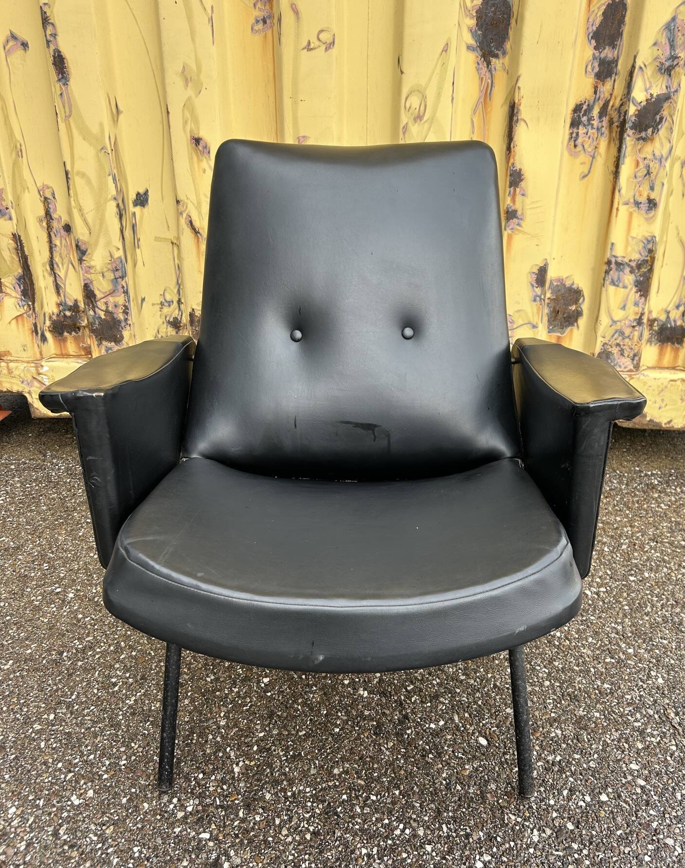 SK660 armchair by Pierre Guariche, Steiner edition