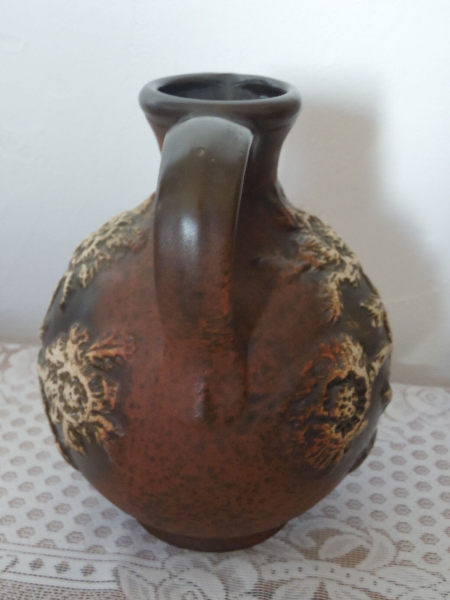 Dumler and Breiden pitcher-shaped vase