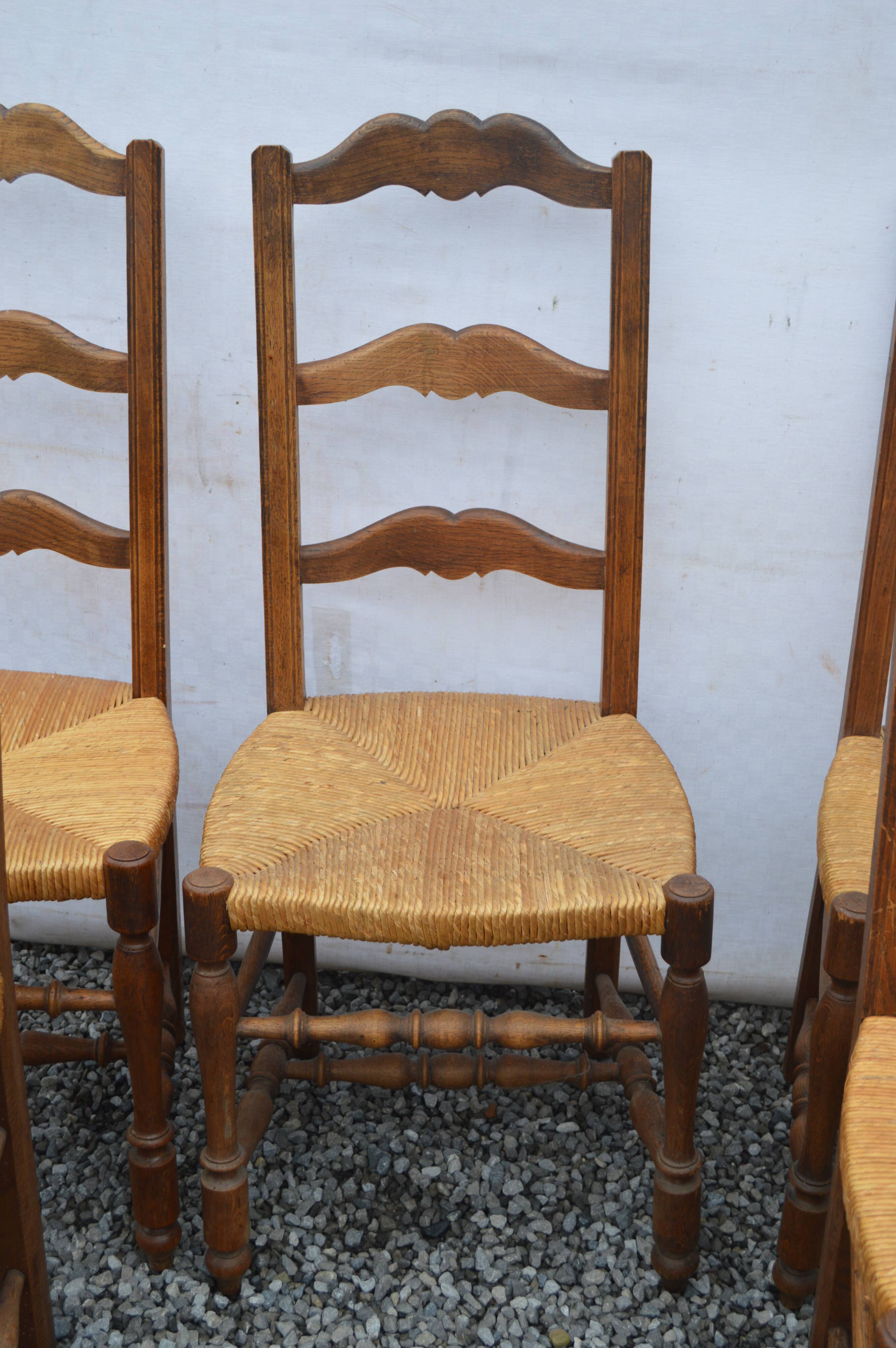 Mulched oak chairs