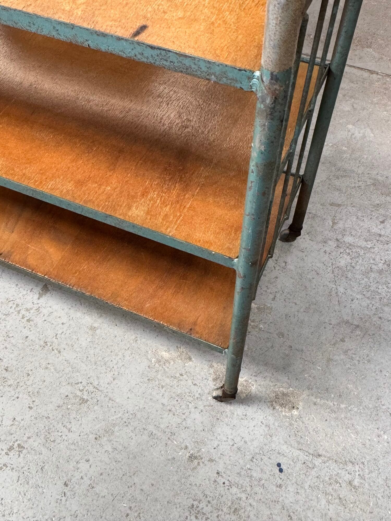 Industrial dessert