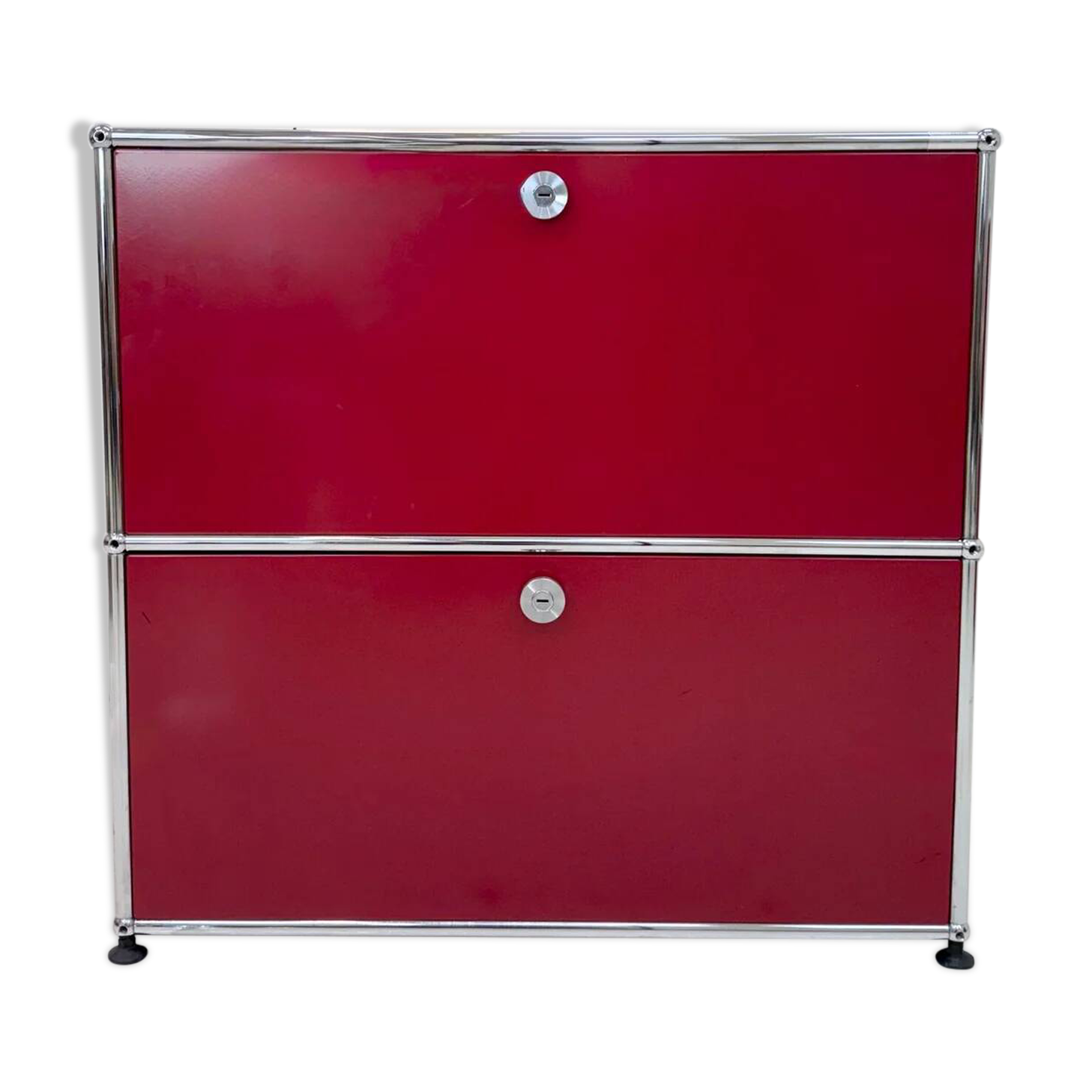 USM Haller "Ruby Red" – storage unit (as new condition)