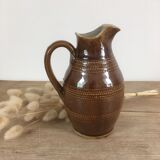 Bonny sandstone pitcher