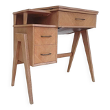 Singer vintage seamstress desk