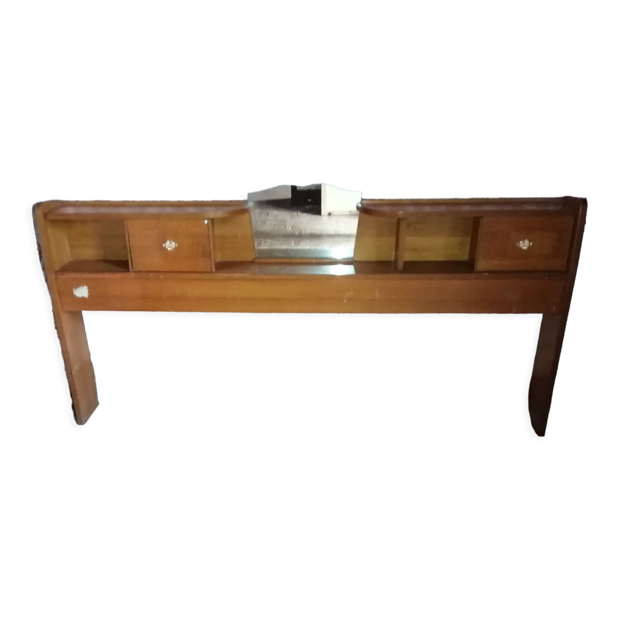 Vintage cosy headboard