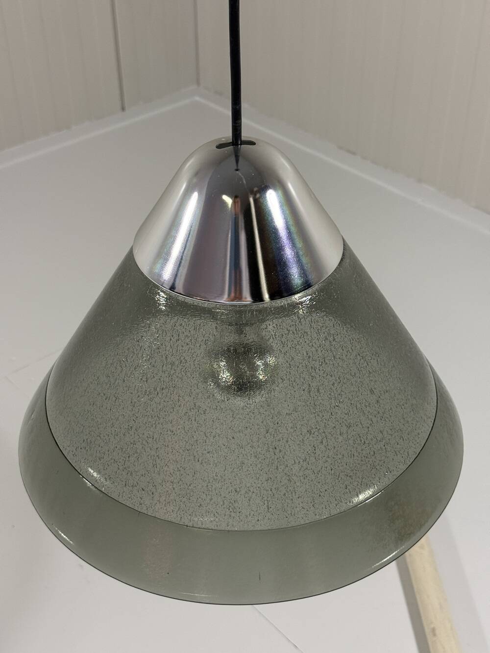 Peill & Putzler cone shaped glass hanging lamp, Germany