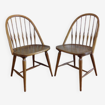 Pair of Ercol Windsor chairs