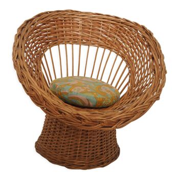 Vintage rattan armchair with cushion