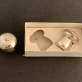 Salt and pepper mushrooms in silver metal Pavilion Christofle