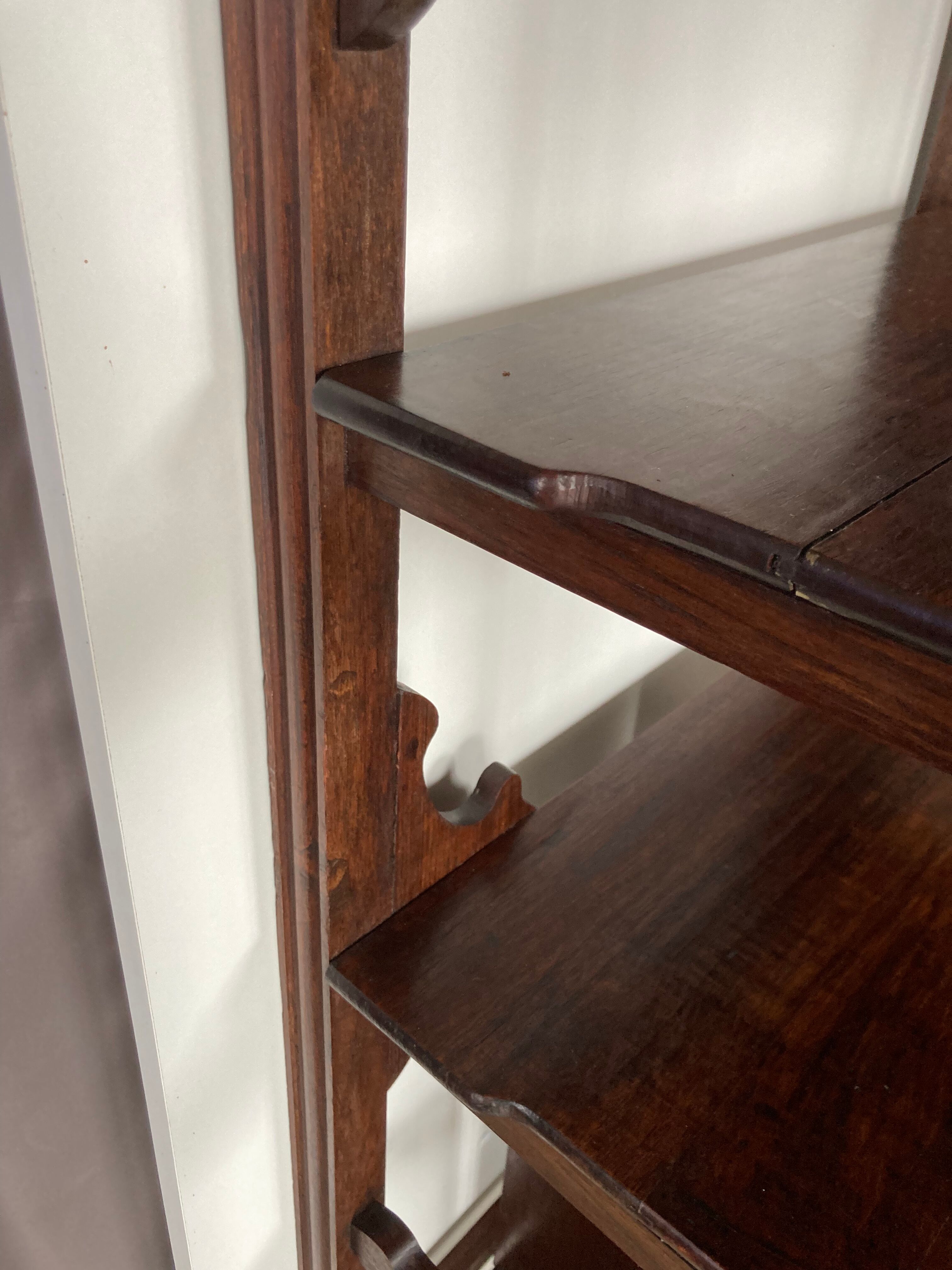 Meuble à partition en palissandre