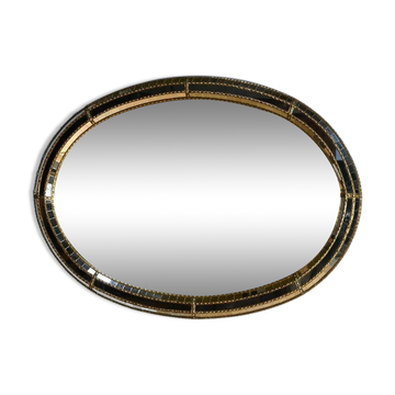 Miroir ovale à parclose en laiton, style hollywood regency – 1970