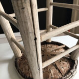 Tabouret traditionnel en châtaignier 1960