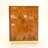 Chest of drawers in elm magnifying glass and brass 1970s