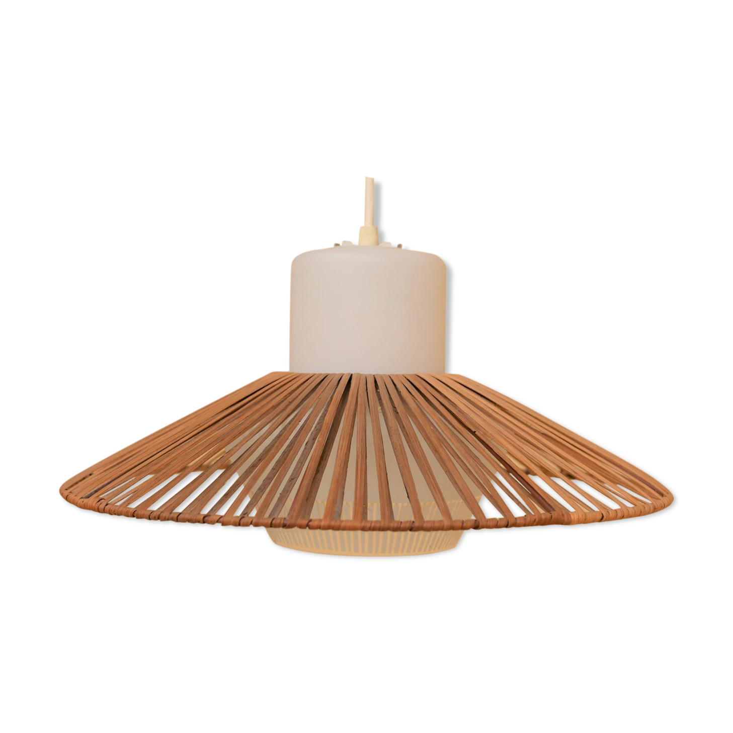 Vintage glass and rattan suspension