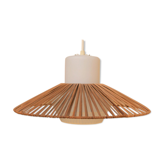Vintage glass and rattan suspension
