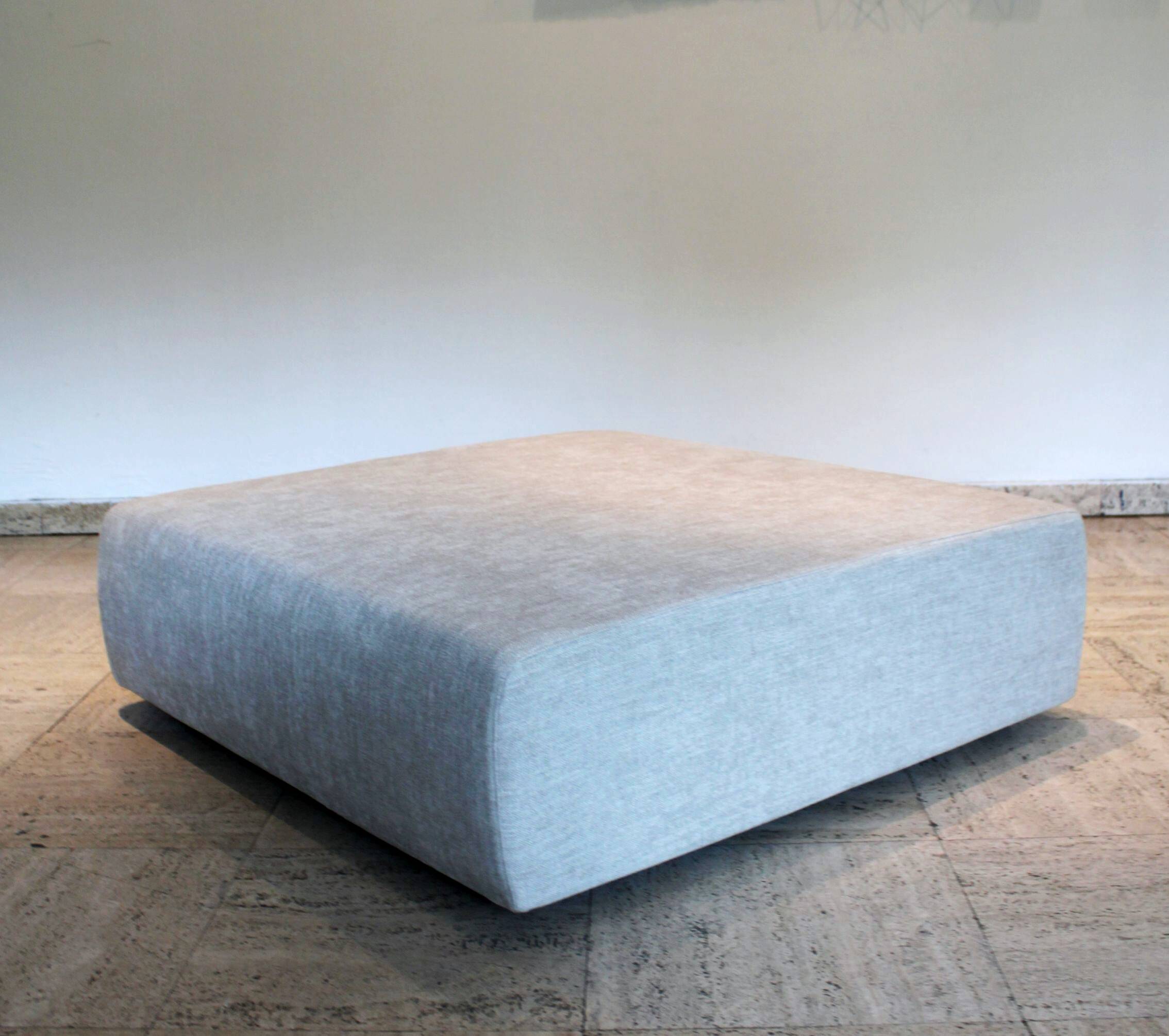 Ottomane, modèle Casa, par Camerich.