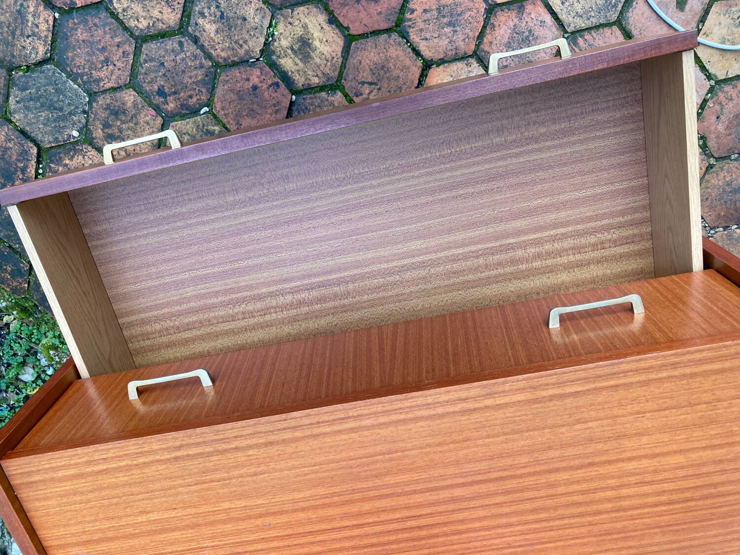Vintage 1960s chest of drawers