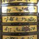 Cabinet doré laqué chinois