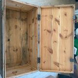 Vintage trunk wood Algeria