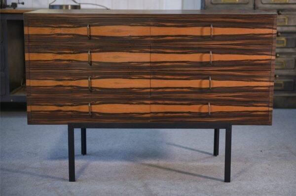1960s Gabonese ebony chest of drawers with 8 drawers