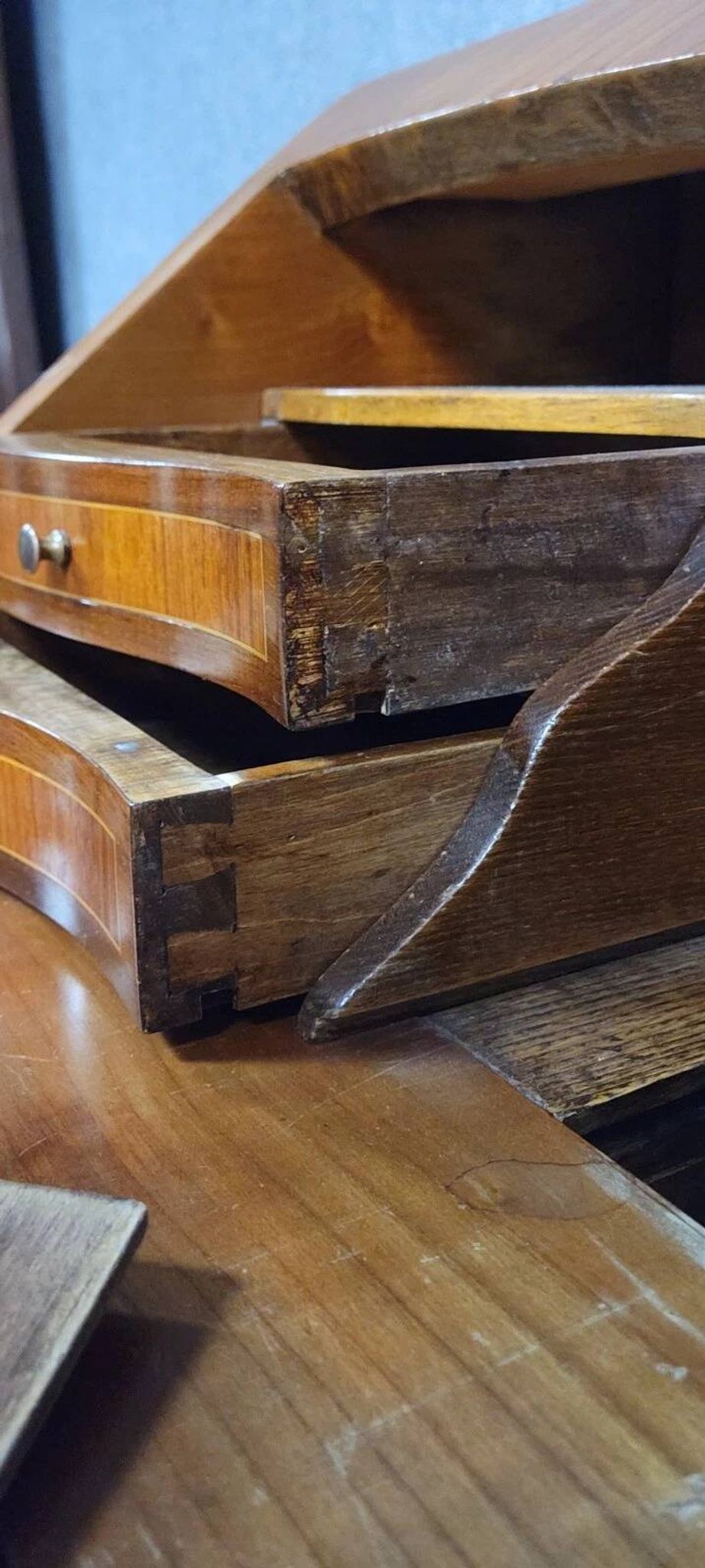 Louis XV period curved secretary desk in marquetry, circa 1750