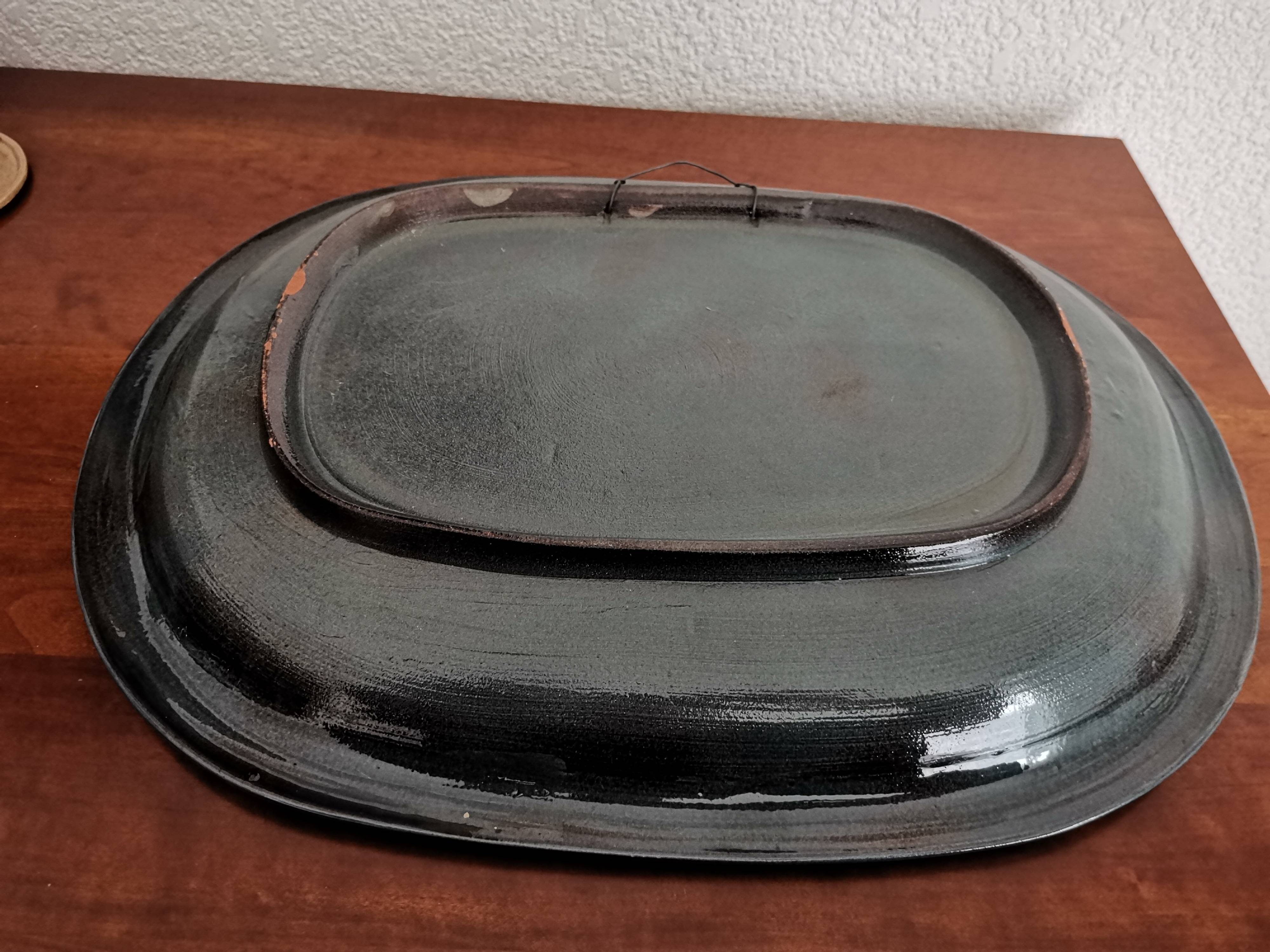 Ceramic plate