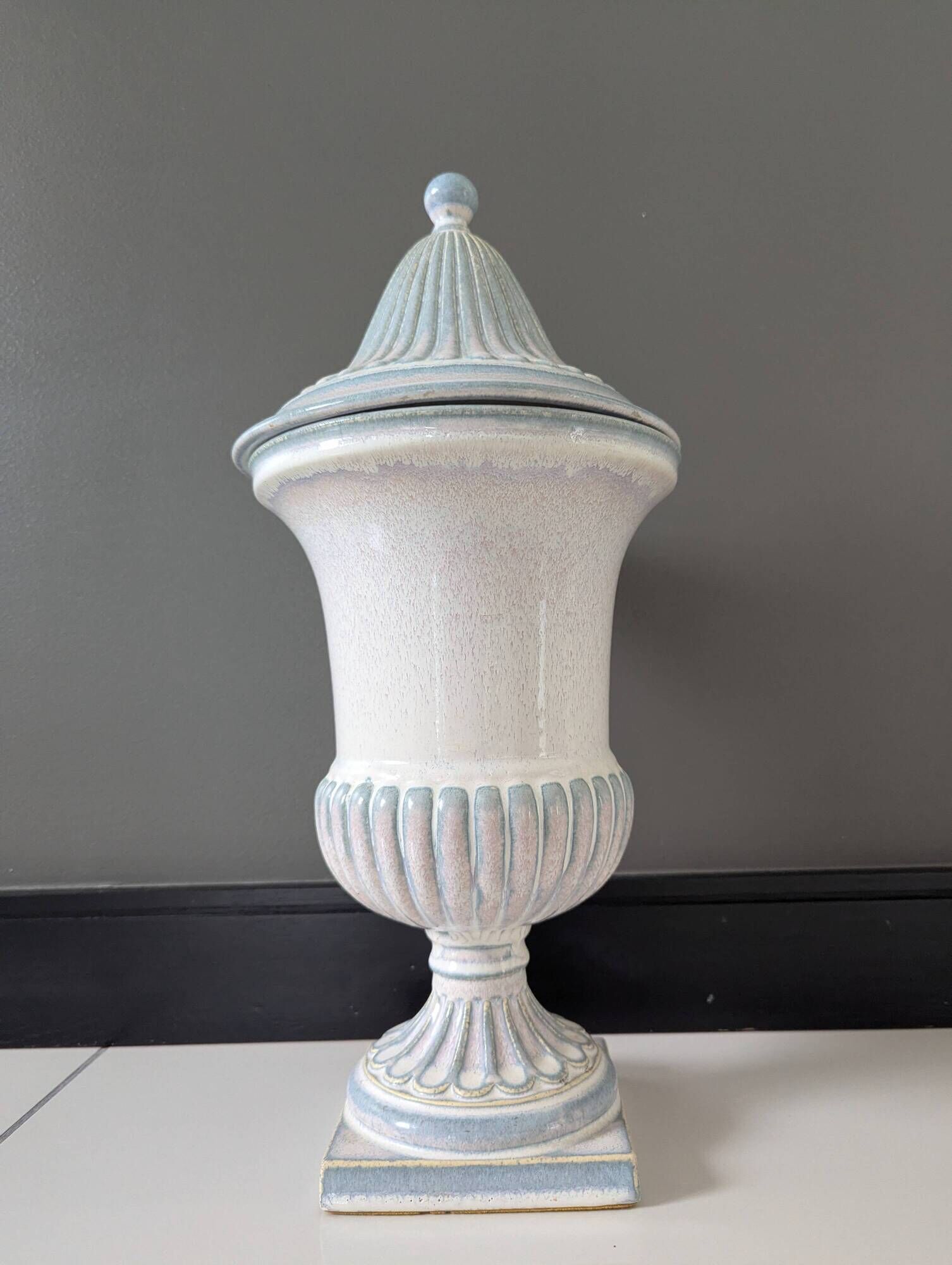 Grand vase Médicis Couvert 45cm