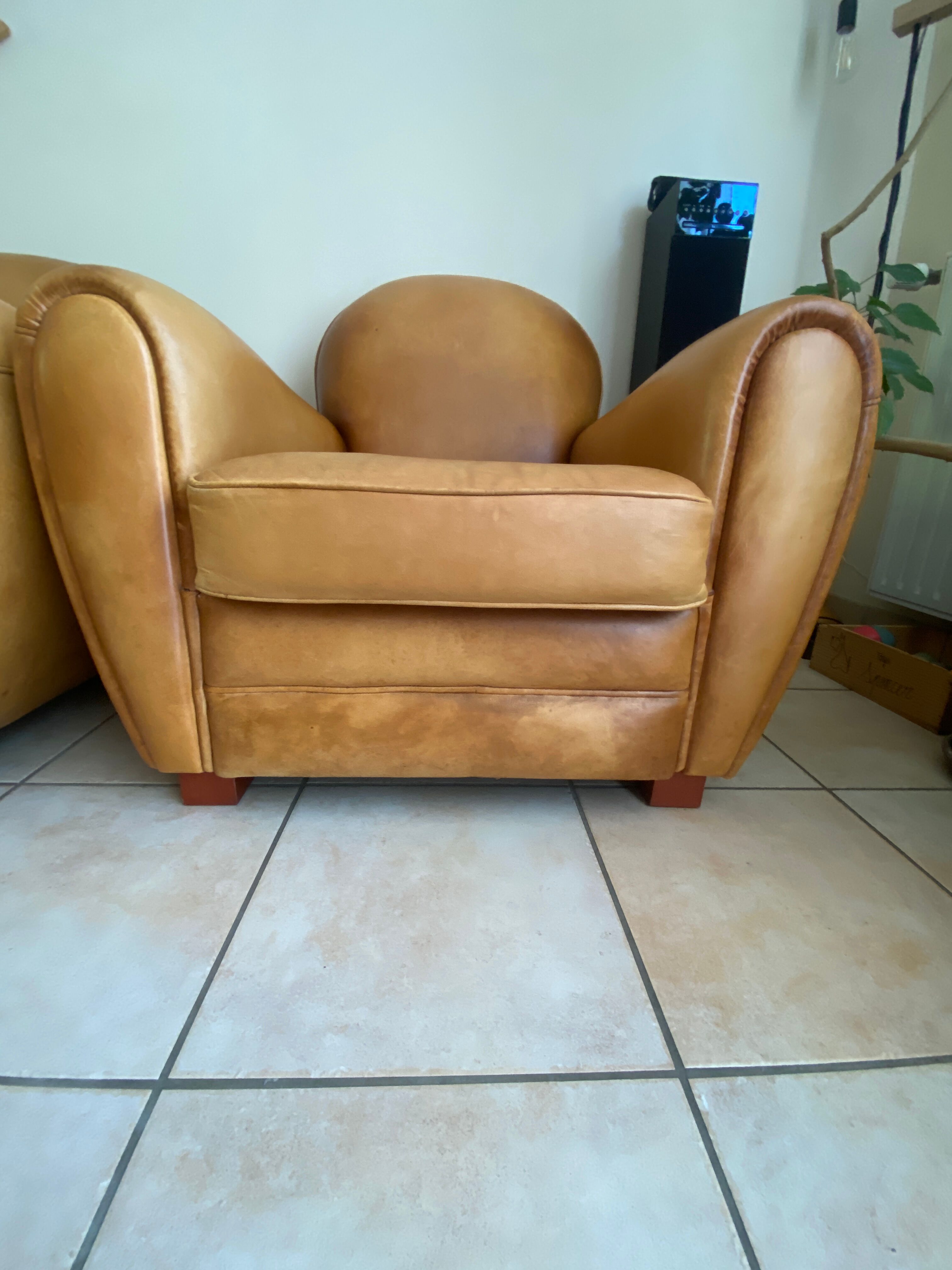 Leather club armchair