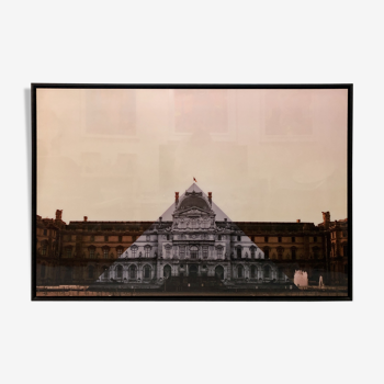 Photographie pyramide du Louvre acrylique & caisse us