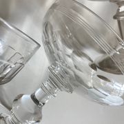 Set of 6 glasses of champagne 19th with flat sides and scales