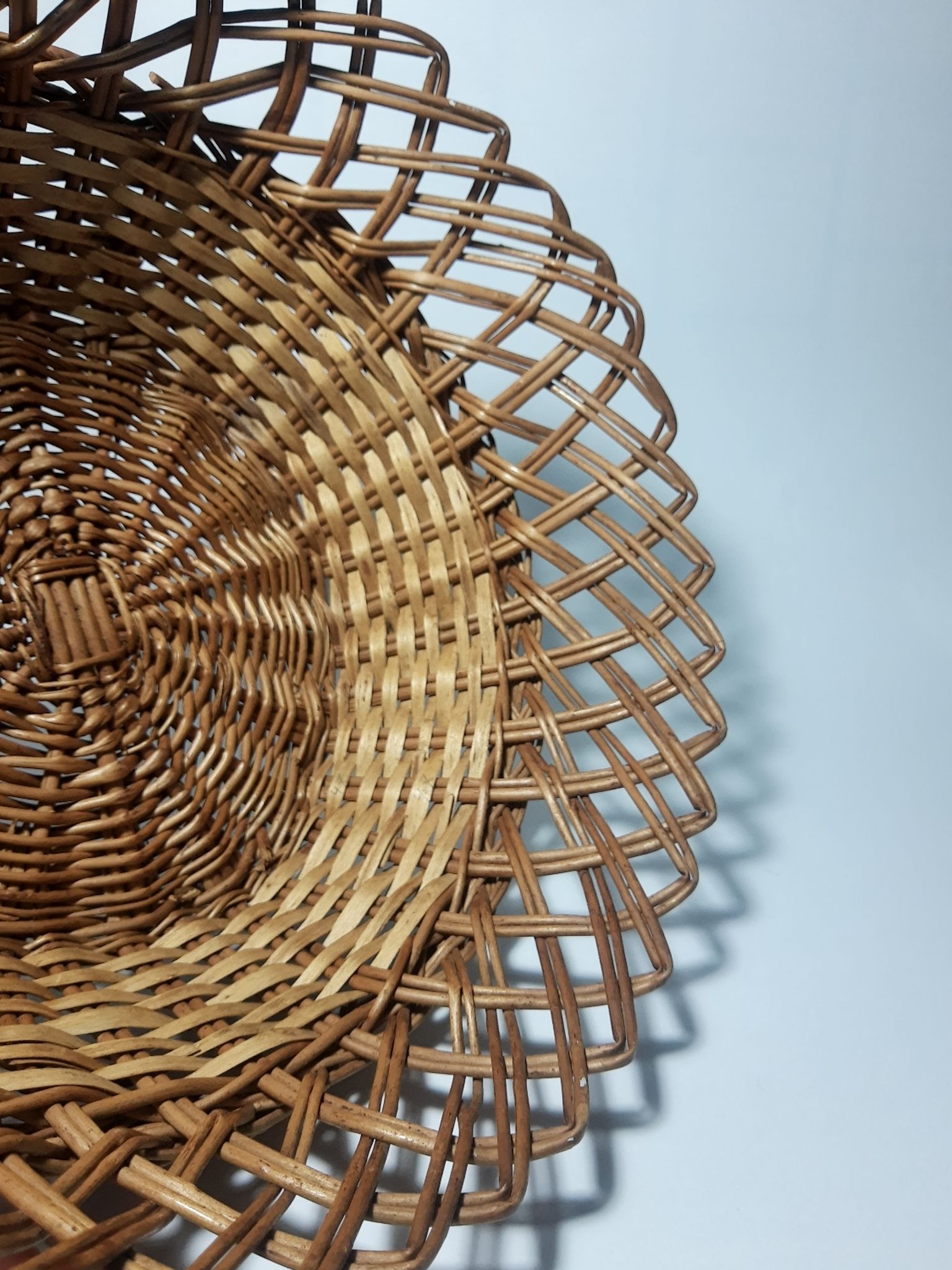 Panière ronde en osier vintage