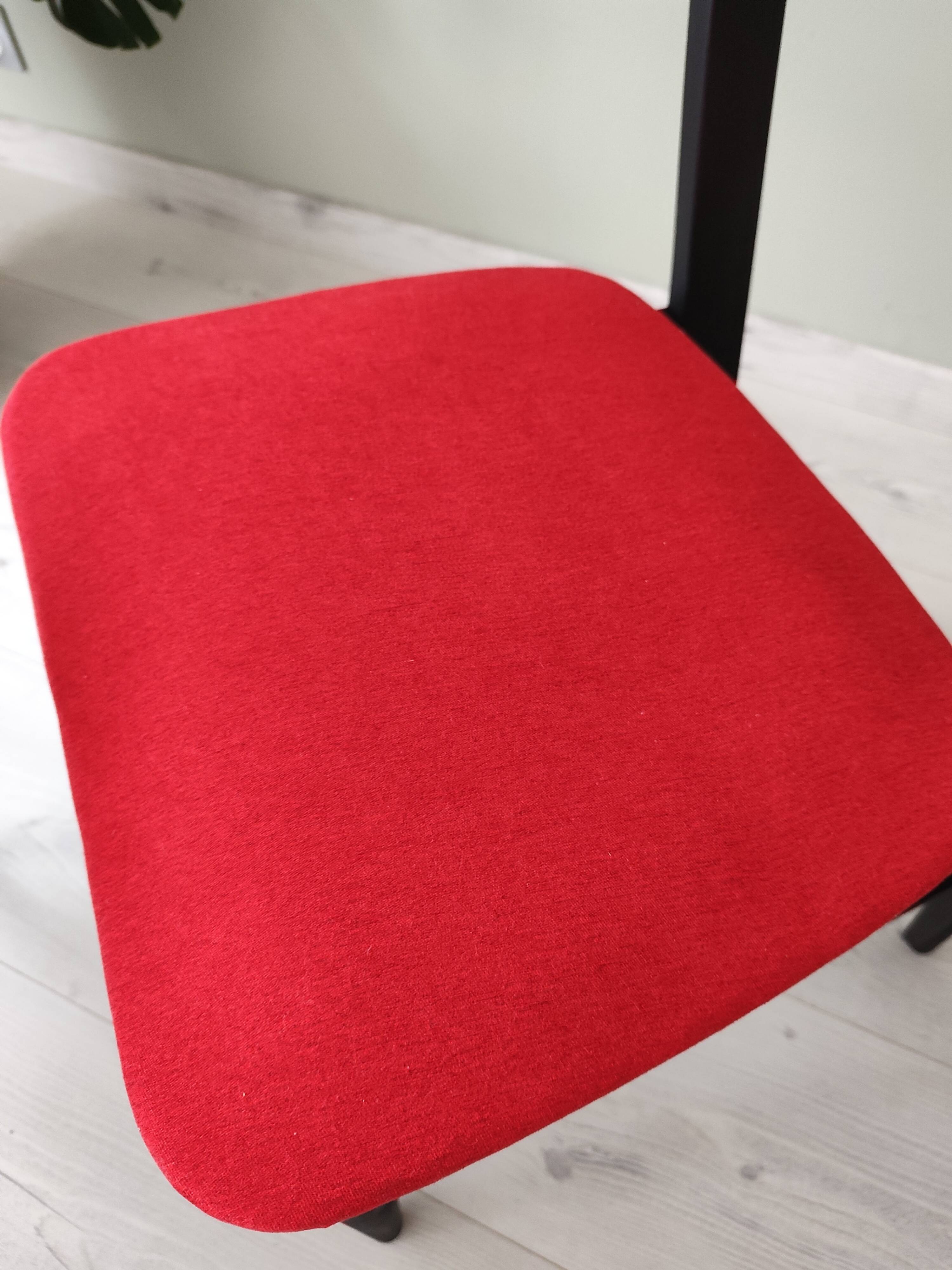 Chair with Scandinavian design