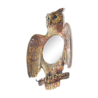 OWL-shaped curved mirror witch