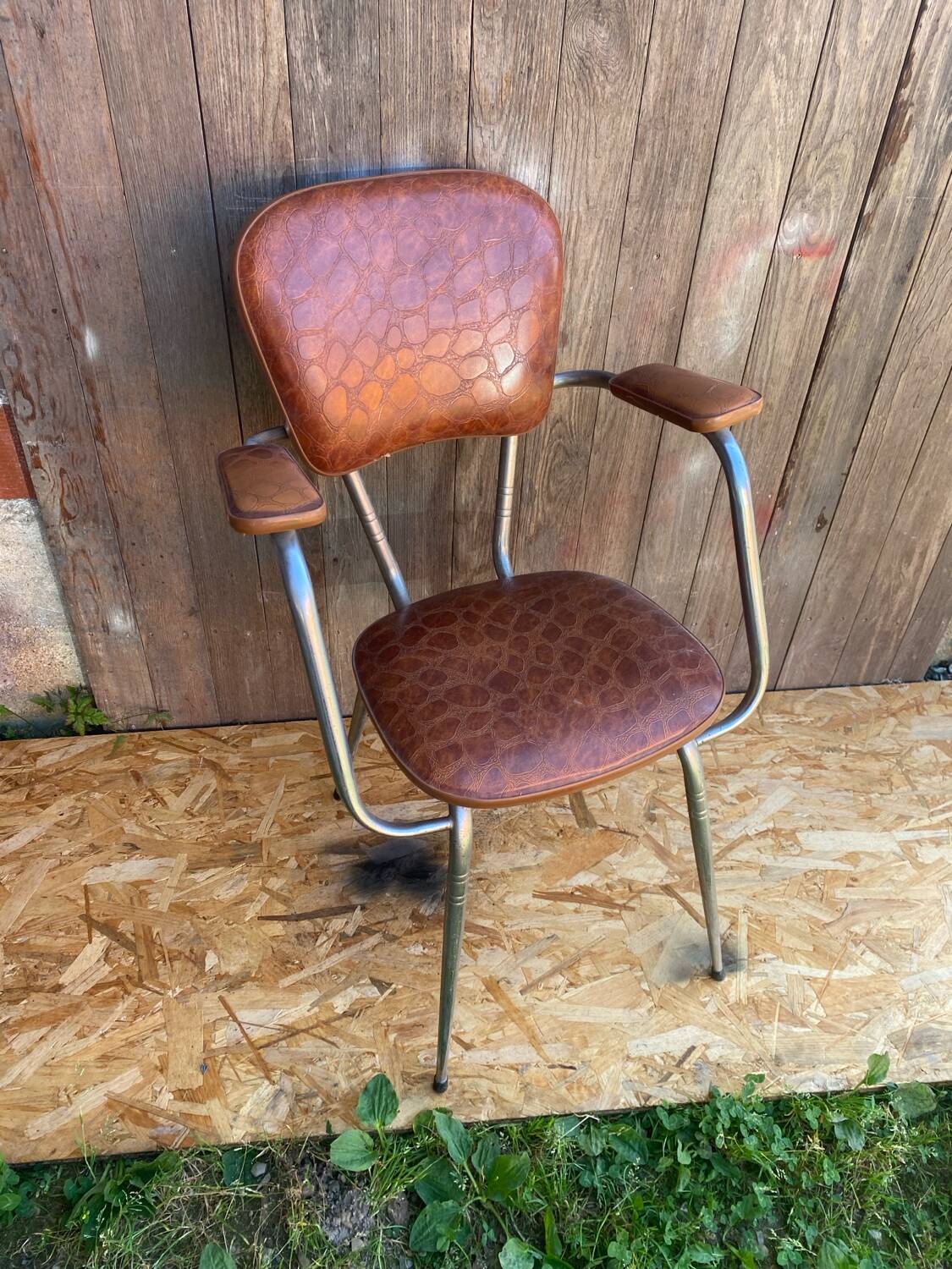 Antique Chrome Metal Armchair + Crocodile Brown Leatherette Seat & Back #C5