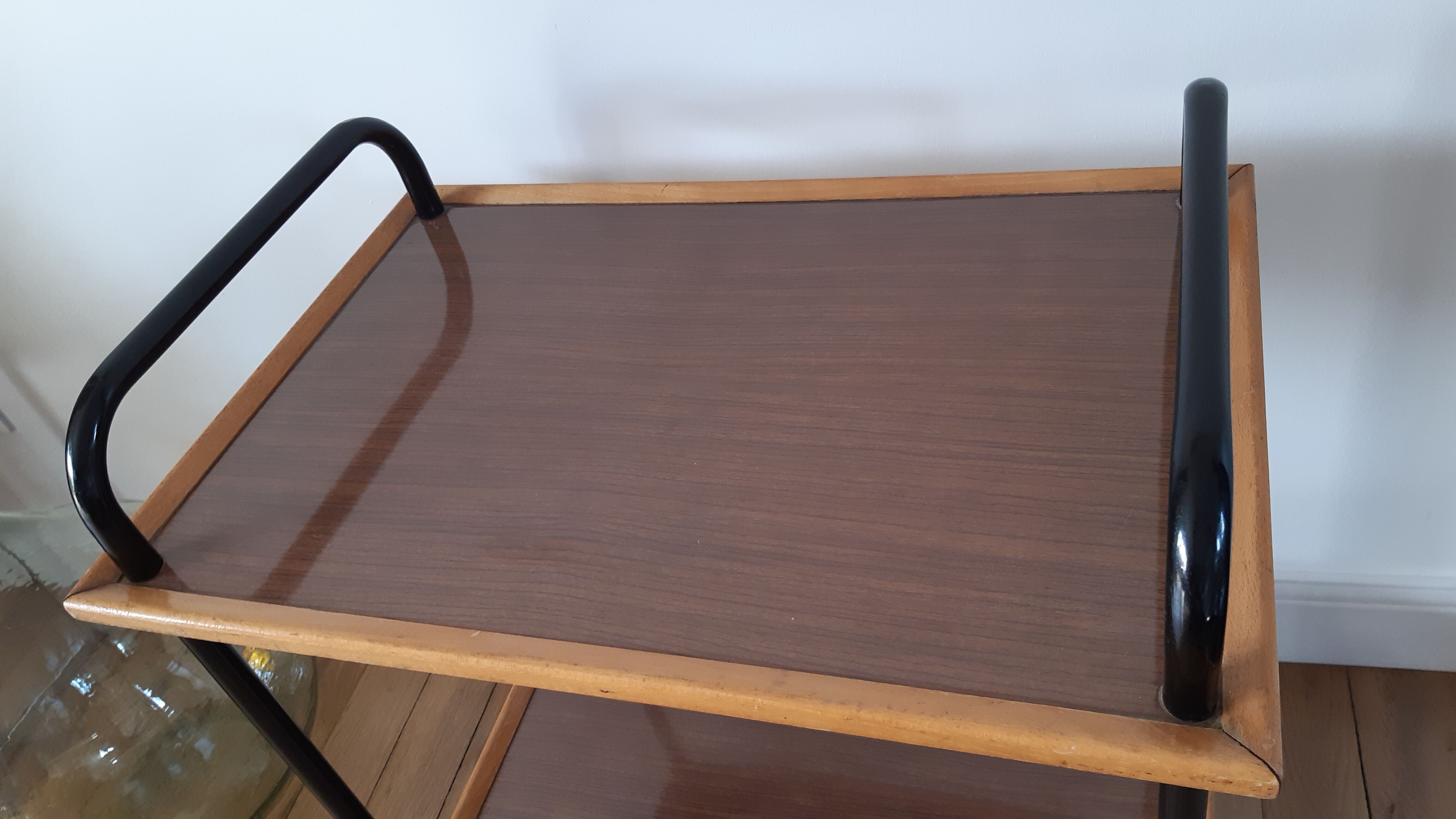 Served in beech wood and formica 60s