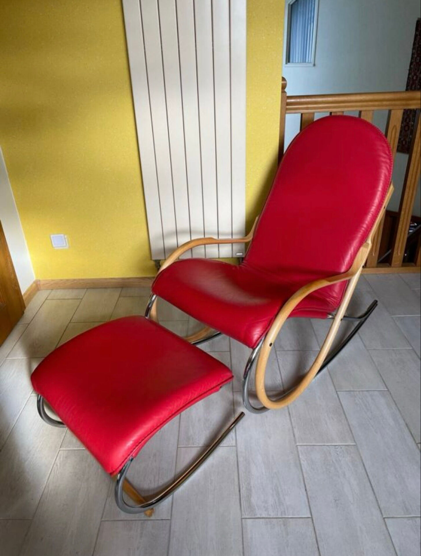 Rocking chair grandma / Paul Tuttle