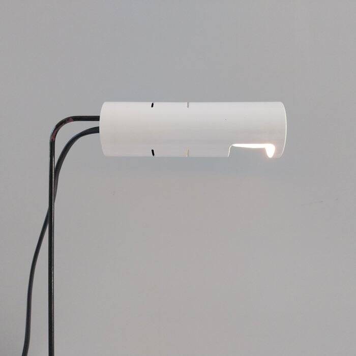 Vico Magistretti lamp for Oluce - Slalom