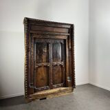 Afghan door in carved wood from the late 19th century with Palace Temple framing.
