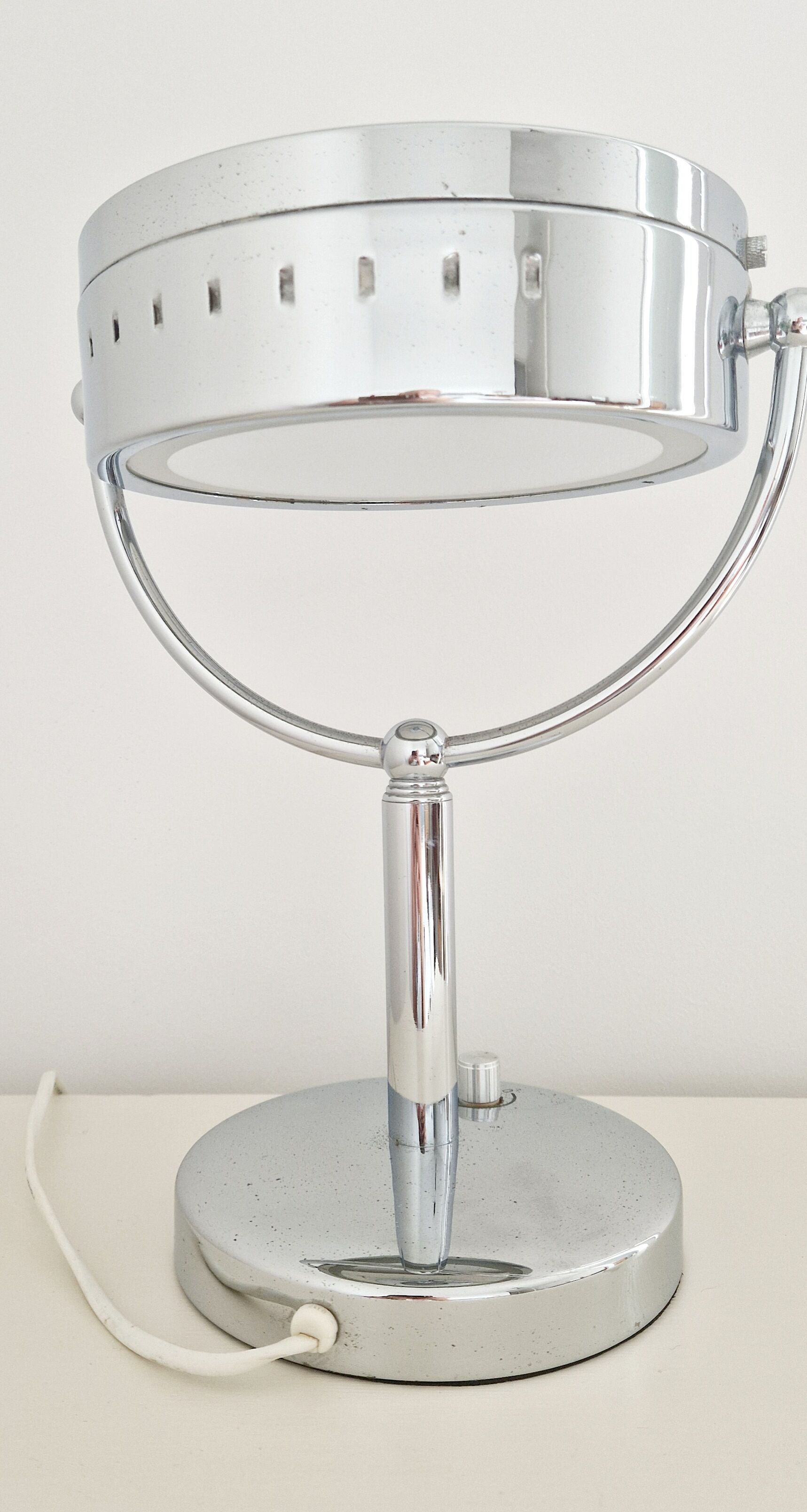 Calor brand luminous magnifying mirror