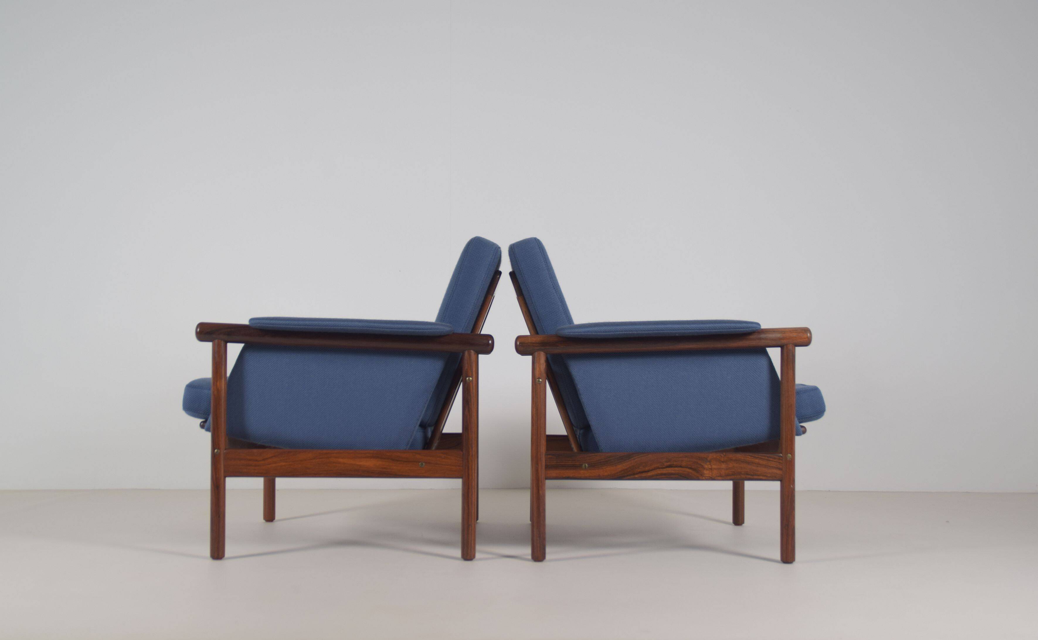 Ensemble rare de chaises Wiki danoises par Illum Wikkelso pour Koefoeds Mobelfabrik.