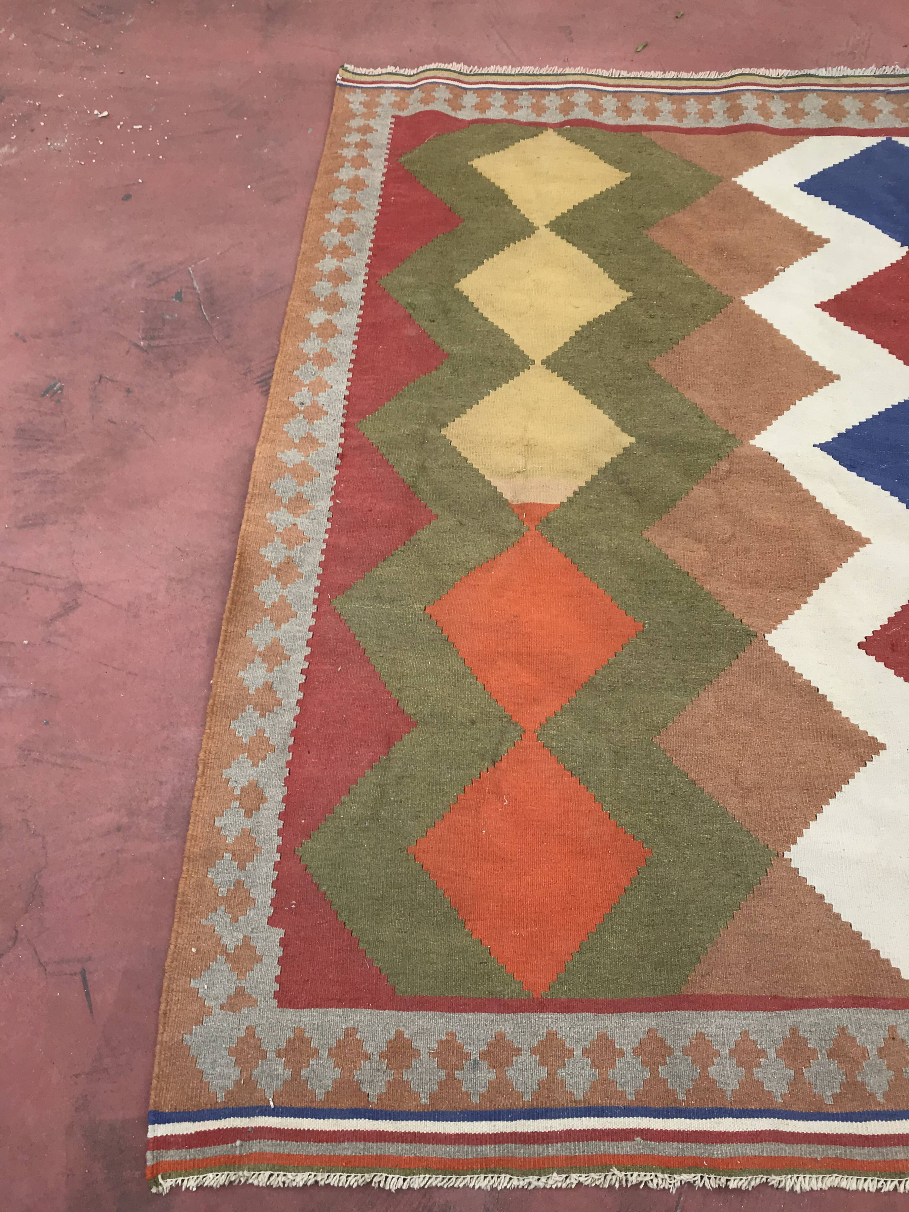 Kilim carpet 201x191cm