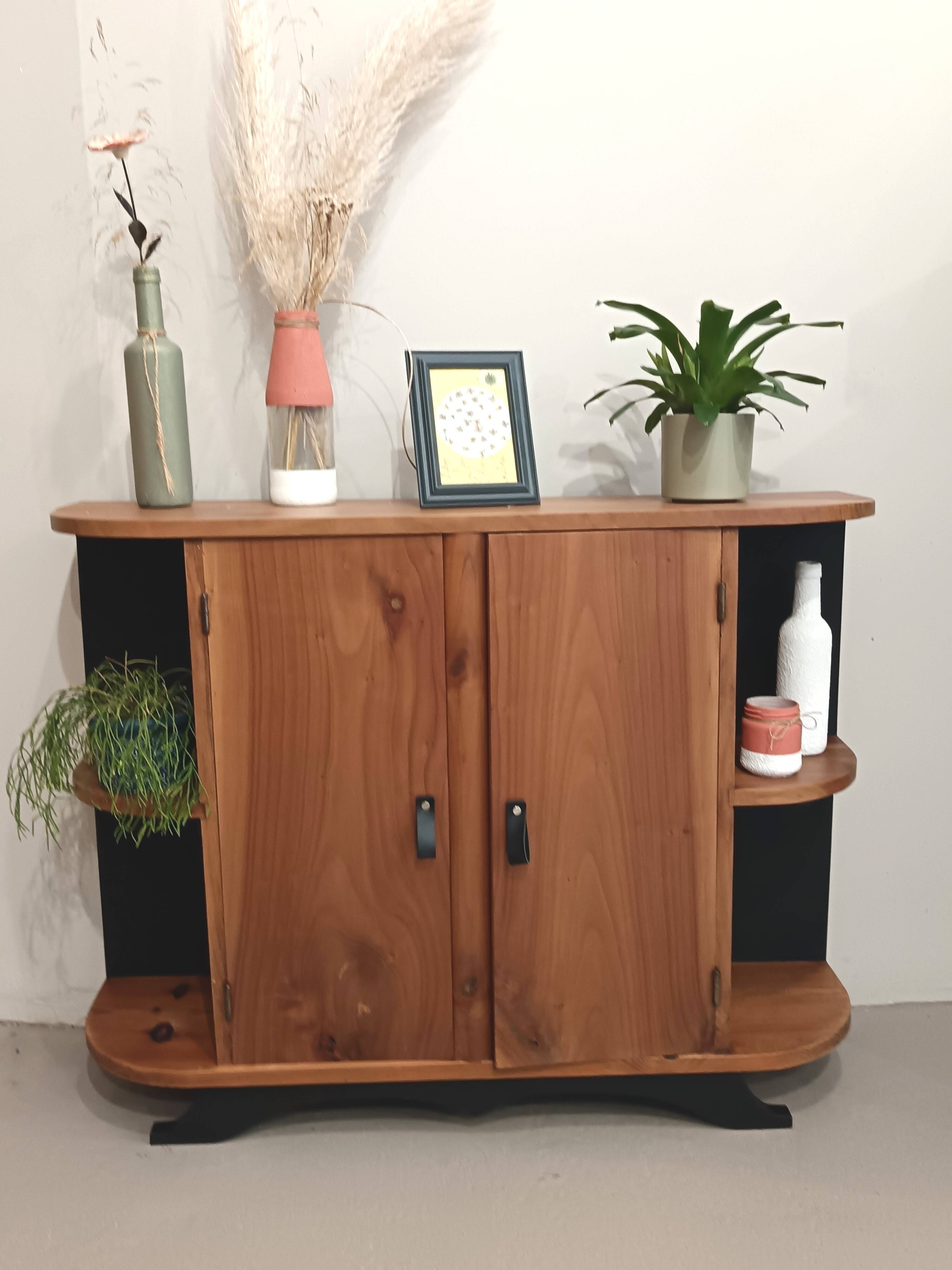 Small buffet or console in natural and black wood