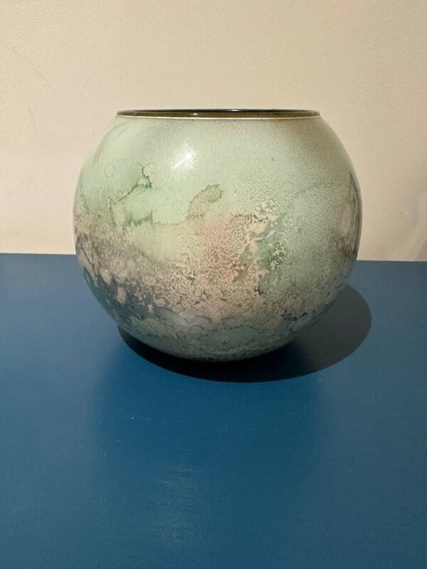 Vase boule en verre laqué Jean-Noel Bouillet