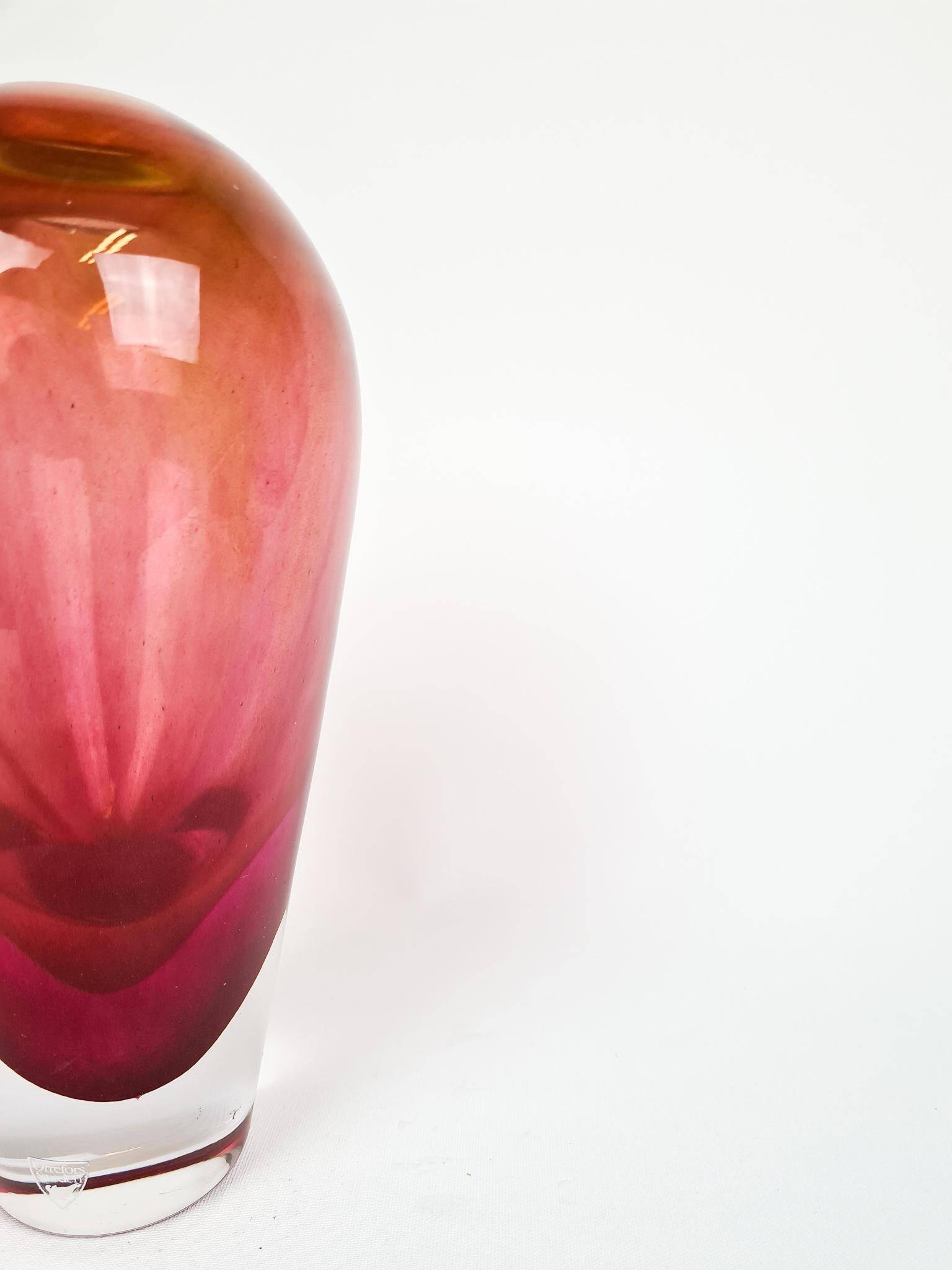Modern Scandinavian glass vase Orrefors "Haze" Erika Lagerbielke, Sweden